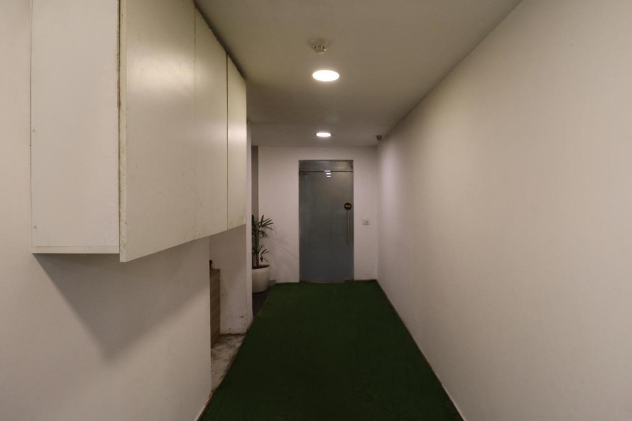 Fabhotel The Glory Гургаон Экстерьер фото